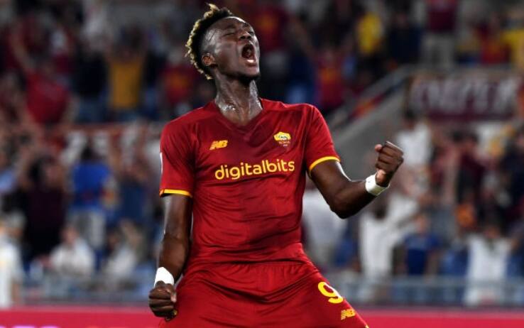 Roma, Abraham subito decisivo contro la Fiorentina. Capello: &#39;Che colpo, fa  la differenza&#39; | Sky Sport