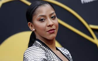 epa07672368 US basketball player Candace Parker poses for the photographers upon her arrival for the 2019 NBA Awards at Barker Hangar in Santa Monica, California, USA, 24 June 2019 (issued 25 June 2019). The 2019 NBA Awards will be the 3rd annual awards show by the National Basketball Association (NBA).  EPA/ETIENNE LAURENT