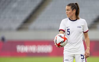 TÃ“QUIO, TO - 21.07.2021: OLYMPIC GAMES TOKYO 2020 2021 TOKYO - Kelley O'Hara #5 from the United States during the soccer game between Sweden and the United States at the Tokyo 2020 Olympic Games held in 2021, in the city of Tokyo, Japan. (Photo: Richard Callis/Fotoarena/Sipa USA)