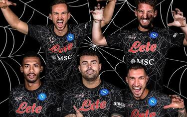 Napoli, maglia per Halloween contro il Torino