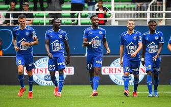 Yoann SALMIER of ESTAC Troyes celebrate the goal with teammates during the French championship Ligue 1 football match between ESTAC Troyes and AS Monaco on August 29, 2021 at Stade de L'Aube in Troyes, France - Photo Matthieu Mirville / DPPI