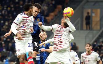 Inter Milan’s Lautaro Martinez (C) scores goal of 1 to 0 during the Italian serie A soccer match between FC Inter  and Cagliari at Giuseppe Meazza stadium in Milan, 12 December 2021.
ANSA / MATTEO BAZZI