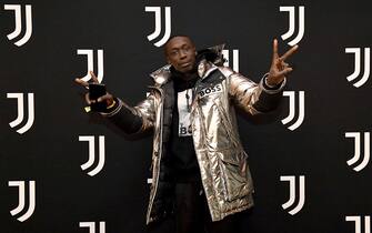 TURIN, ITALY - MARCH 16: The famous influencer of Tik-Tok Khaby Lame poses for the picture prior to the UEFA Champions League Round Of Sixteen Leg Two match between Juventus and Villarreal CF at Juventus Stadium on March 16, 2022 in Turin, Italy. (Photo by Filippo Alfero - Juventus FC/Juventus FC via Getty Images)