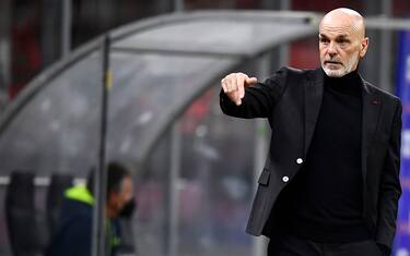 MILAN, ITALY - April 15, 2022: Stefano Pioli, head coach of AC Milan, gestures during the Serie A football match between AC Milan and Genoa CFC. (Photo by Nicolò Campo/Sipa USA)