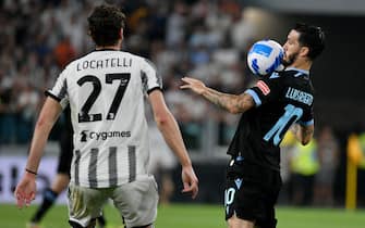 TURIN, ITALY - MAY 16: Luis Alberto of SS Lazio control the ball during the Serie A match between Juventus and SS Lazio at Allianz Stadium on May 16, 2022 in Turin, Italy. (Photo by Marco Rosi - SS Lazio/Getty Images)