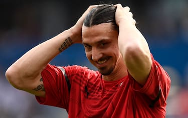 REGGIO EMILIA, ITALY - May 22, 2022: Zlatan Ibrahimovic of AC Milan looks on duringwarmup prior to the Serie A football match between US Sassuolo and AC Milan. (Photo by Nicolò Campo/Sipa USA)