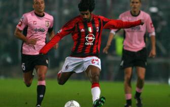 ©Davide Anastasi/LaPresse
09-01-2005Palermo
Sport Calcio
Palermo-Milan Campionato di serie A
Nella foto : dhorasoo