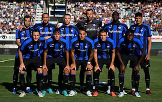 LUGANO, SWITZERLAND - JULY 12: FC Internazionale Milano team formation prior to the during the pre-season Friendly match between Lugano v FC Internazionale at Stadio Cornaredo in Lugano on July 12, 2022 in Lugano, Switzerland. (Photo by Mattia Ozbot - Inter/Inter via Getty Images)