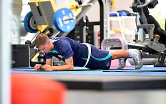 COMO, ITALY - JULY 13: NicolÃ² Barella of FC Internazionale in action during the FC Internazionale training session at the club's training ground Suning Training Center on July 13, 2022 in Como, Italy. (Photo by Mattia Ozbot - Inter/Inter via Getty Images)