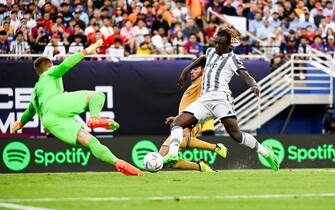 DALLAS, TX - JULY 26: Moise Kean of Juventus scores 1-1 goal during the preseason match between Barcelona and Juventus at Cotton Bowl on July 26, 2022 in Dallas, Texas. (Photo by Daniele Badolato - Juventus FC/Juventus FC via Getty Images)