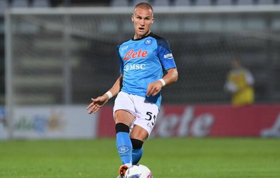 Napoli  Adana Demirspor