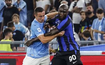 Lazio’s Adam Marusic and Inter’s Romelu Lukaku in action during the Italian Serie A soccer match between Lazio and Inter at the Olimpico stadium in Rome, Italy, 26 August 2022.
ANSA/FABIO FRUSTACI