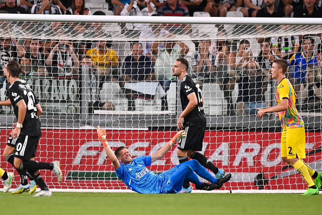 Szczesny, infortunio alla caviglia destra in JuventusSpezia out in
