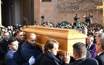 The coffin as he leaves the church at the end of funerals ceremony of Sinisa Mihajlovic at Santa Maria degli Angeli in Rome, 19 December 2022. ANSA/CLAUDIO PERI 