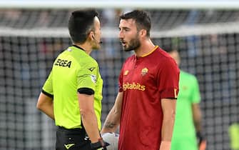 referee Antonio Rapuano and Bryan Cristante of AS Roma  Serie A League 2022 2023  Match, Olimpico Stadium, Roma v Torino 13 November 2022(Photo by AllShotLive/Sipa USA)
