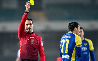 Yellow card for Hellas - Veronaâ&#x80;&#x99;s Koray Gunter  during  Hellas Verona FC vs Bologna FC, italian soccer Serie A match in Verona, Italy, January 21 2022