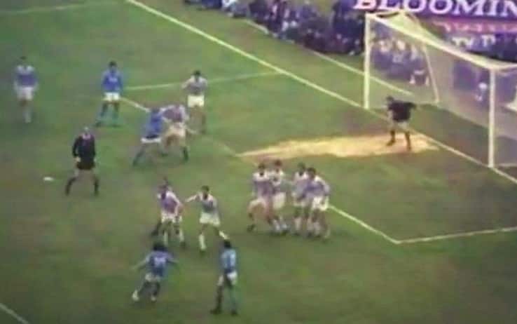 Napoli-Juve del 1985: la punizione di Maradona