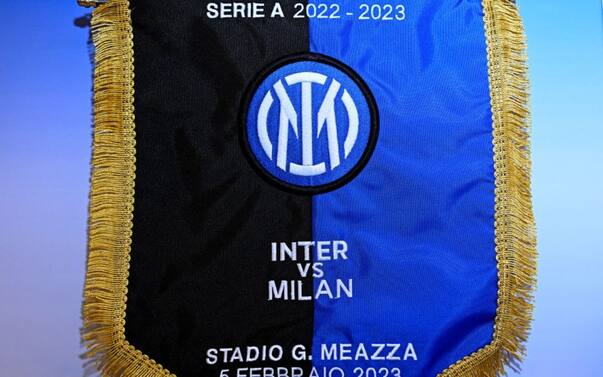 DOUBLE POSTER INTER Vincitrice Scudetto 1988-'89 + VIALLI con la Coppa DOUBLE POSTER INTER Vincitrice Scudetto 1988-'89 + VIALLI con la Coppa