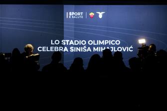 Un momento dell'evento di omaggio da Sport e Salute, As Roma e Ss Lazio, al calciatore e allenatore Sinisa Mihajlovic nel giorno in cui avrebbe compiuto 54 anni, presso il Tour dello Stadio Olimpico, Roma, 20 febbraio 2023. ANSA/ANGELO CARCONI