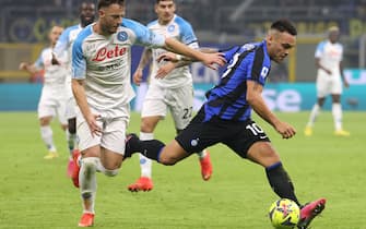 Napoli’s Amir Rrahmani (L) challenges for the ball with Inter Milan’s Lautaro Martinez during the Italian serie A soccer match between FC Inter  and Napoli at Giuseppe Meazza stadium in Milan, 4 January 2023.
ANSA / MATTEO BAZZI