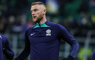 Milan Skriniar of FC Internazionale warms up during Serie A 2022/23 football match between FC Internazionale and Empoli FC at Giuseppe Meazza Stadium, Milan, Italy on January 23, 2023
