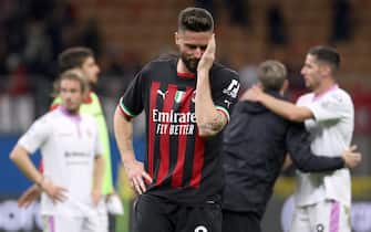 AC Milan's Olivier Giroud reacts during the Italian serie A soccer match between AC Milan and Cremonese  at Giuseppe Meazza stadium in Milan, 3 May  2023.
ANSA / MATTEO BAZZI