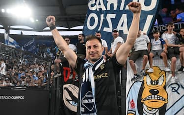 Lazio’s soccer players celebrate Stefan Radu last match at Olimpico Stadium in Rome, 29 May 2023. ANSA/CLAUDIO PERI
