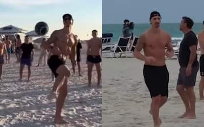 Ibra altro show in spiaggia: "Io sono Miami Beach"