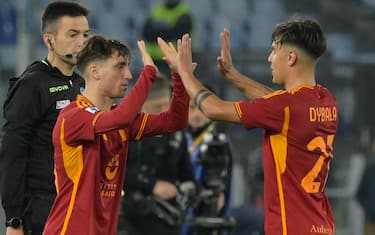 Frosinone-Roma, Dybala in panchina: gioca Baldanzi