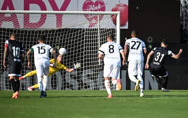 Parma va ko a Lugano, goleada per il Venezia