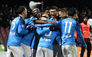 Napoli's Victor Osimhen jubilates after scoring the goal during the Italian Serie A soccer match US Salernitana vs SSC Napoli at the Arechi stadium in Salerno, Italy, 21 January 2023.
