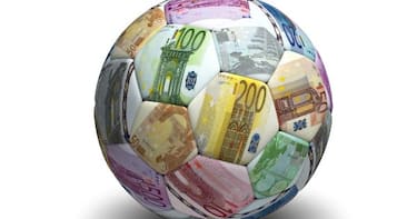 pallone_calcio_soldi_banconote_og