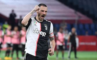Juventus' Leonardo Bonucci jubilates after scoring the penalty during the Italy Cup Final soccer match at the Olimpico stadium in Rome, Italy, 17 June 2020.  
ANSA/ETTORE FERRARI