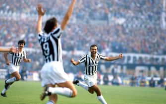 TURIN, ITALY :  Juventus player Antonio Cabrini celebrates a goal with aldo serena  during a match on 1986 in Turin, Italy. (Photo by Juventus FC - Archive/Juventus FC via Getty Images))