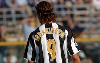***** Collection Juventus *****

stefano raccamari/lapresse
11-09-2004 brescia
sport calcio
brescia juventus campionato serie a 2004-2005
nella foto:ibrahimovic