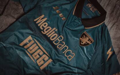 Frosinone, presentata la quarta maglia