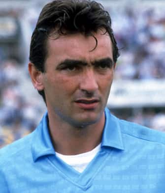 ©ravezzani/lapressearchivio storicosportcalcioanni '80Massimo Mauronella foto: il calciatore Massimo Mauro con la maglia del Napoli