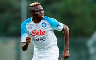 CASTEL DI SANGRO, ITALY - AUGUST 03: Victor Osimhen of SSC Napoli during SSC Napoli v Girona - Pre-Season Friendly at the Stadio Teofilo Patini on August 03, 2022 in Castel di Sangro, Italy. (Photo by Danilo Di Giovanni/Getty Images)