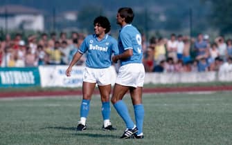 ©LaPresse
Archivio storico
Napoli anni '80
sport
calcio
Maradona e Giordano
nella foto: da sx i calciatori del Napoli Maradona e Giordano