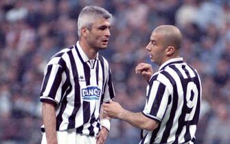 Italy, Turin 1994-1995-1996: Juventus FC players Gianluca Vialli and Fabrizio Ravanelli during Serie A 1993-94 Serie A Football Championship match
