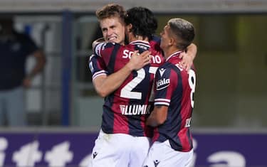 Svanberg stende il Verona, vince il Bologna 1-0