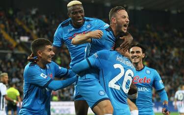 Il Napoli vola a punteggio pieno: 4-0 all’Udinese