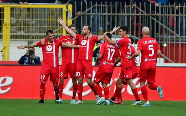 Il Monza segna e si diverte: 3-0 alla Salernitana