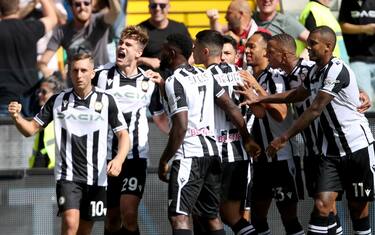Udinese's Jaka Bijol (L) jubilates with his teammates after scoring the goal during the Italian Serie A soccer match Udinese Calcio vs FC Internazionale at the Friuli - Dacia Arena stadium in Udine, Italy, 18 September 2022. ANSA / GABRIELE MENIS