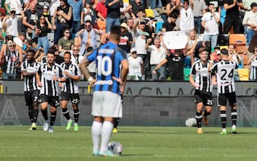 L'Udinese abbatte l'Inter 3-1 e vola in vetta 