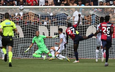 Il Cagliari sbatte sul palo, con l'Udinese è 0-0