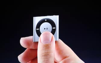 Apple's Steve Job announced the new iPod Shuffle, Wednesday September 1, 2010 at the Yerba Buena Arts Center in San Francisco. (Maria J. Avila Lopez/Mercury News) (Photo by MediaNews Group/The Mercury News via Getty Images)