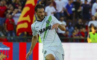Foto Francesco Arena/LaPresse 13-08-2023 - Cosenza, Italia - Sport, calcio - Cosenza Vs Sassuolo - Coppa Italia Frecciarossa 2023/2024 - Stadio San Vito Marulla. Nella foto: Vina

August, 13 2023 - Cosenza, Italy - sport, soccer - Cosenza vs Sassuolo - Frecciarossa Italian Cup 2023 / 2024 - San Vito Marulla stadium. In the pic: Vina