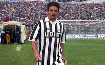 Roberto Baggio con la maglia della Juventus impegnata a Bergamo per la sfida di Serie A contro l'Atalanta, 22 settembre 1991. ANSA