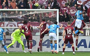 Air Osimhen sempre decisivo: già 7 i gol di testa